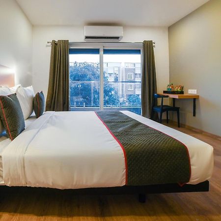 Townhouse 211 Laguna Ecr Near Juhu Beach Ченнаи Экстерьер фото